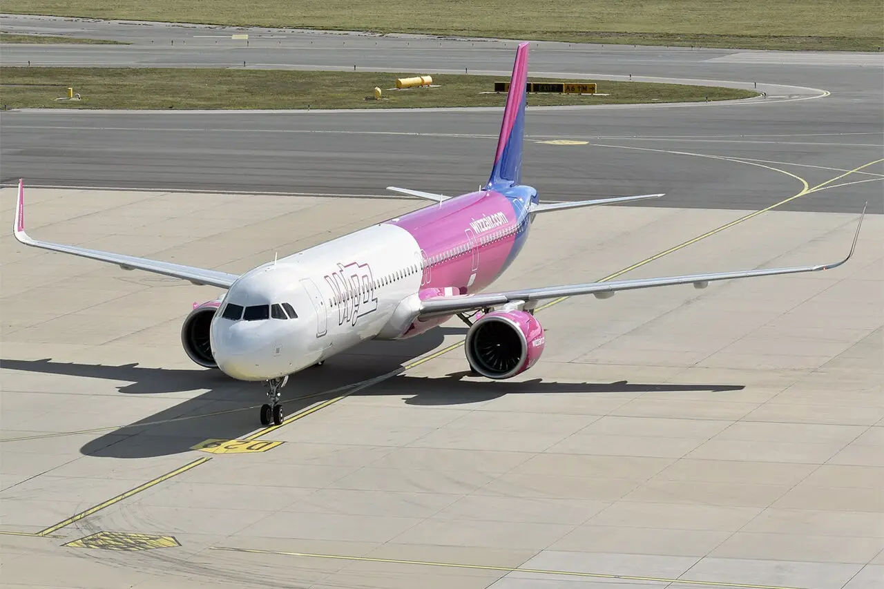 Wizz Air-ის თვითმფრინავი Airbus A321neo